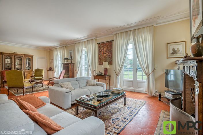 Image No.5-5 Bed House for sale