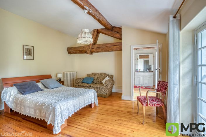 Image No.9-5 Bed House for sale