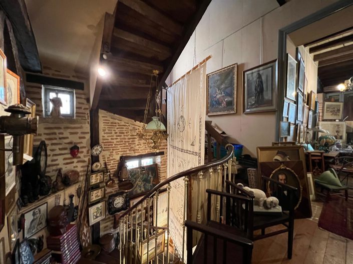 Image No.2-House for sale