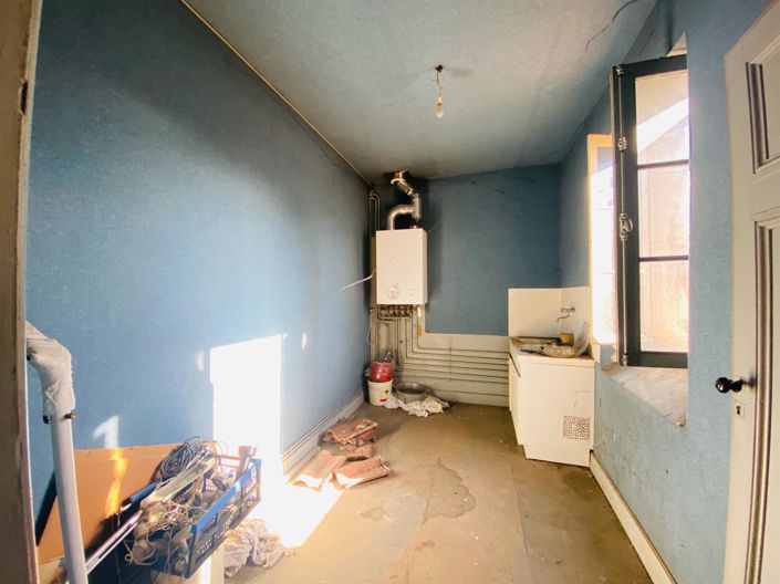 Image No.6-House for sale