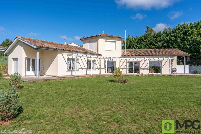 Image No.1-3 Bed House for sale