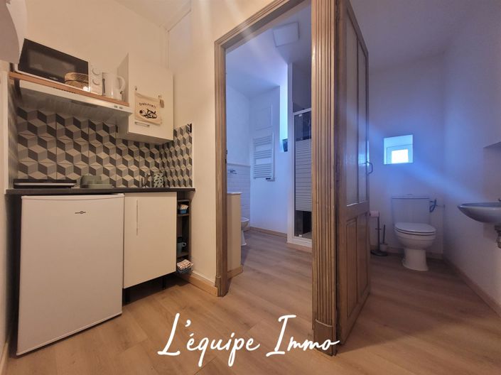 Image No.12-6 Bed House for sale