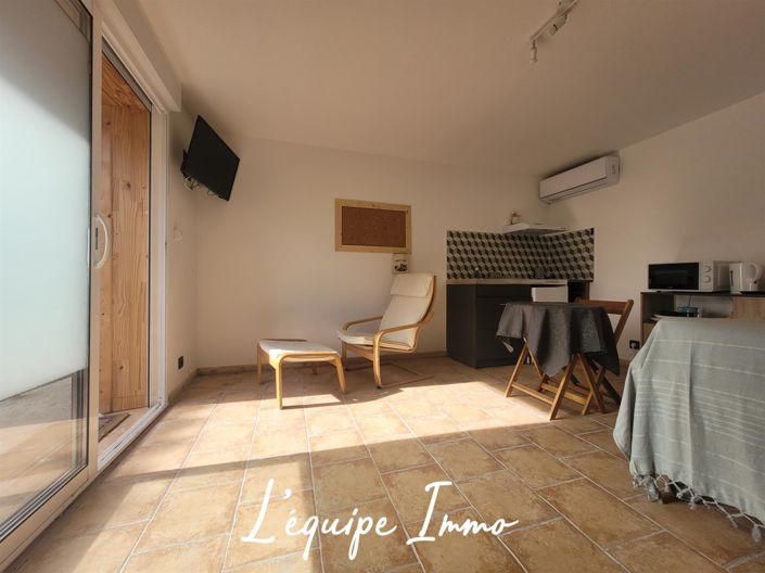 Image No.14-6 Bed House for sale