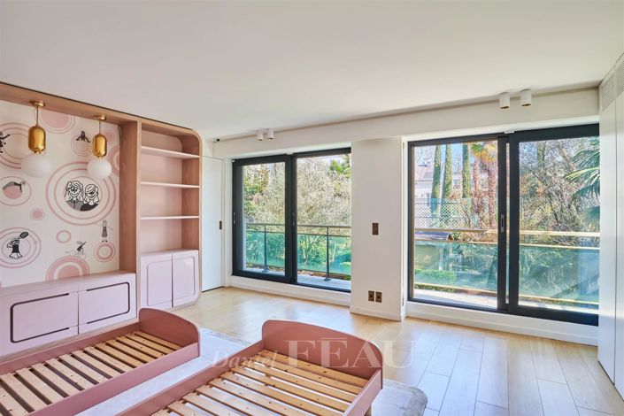 Image No.7-4 Bed Apartment for sale