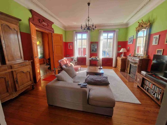 Image No.11-6 Bed House for sale