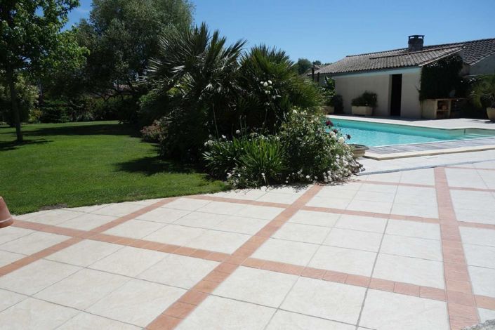 Image No.2-4 Bed House for sale