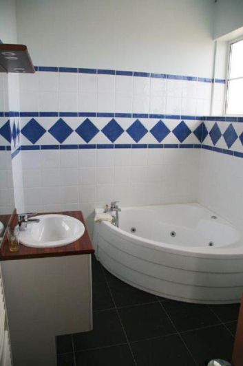 Image No.14-Propriété de 5 chambres à vendre à Plassac