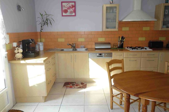 Image No.10-4 Bed House for sale