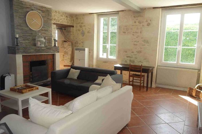 Image No.10-3 Bed House for sale