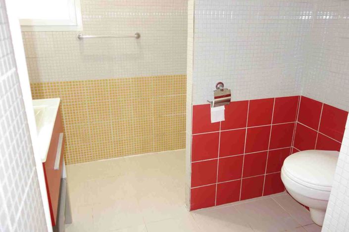 Image No.9-1 Bed House for sale