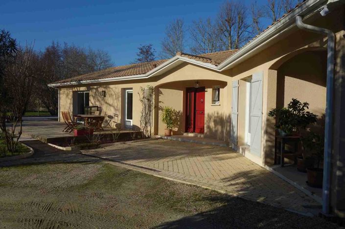 Image No.1-5 Bed House for sale