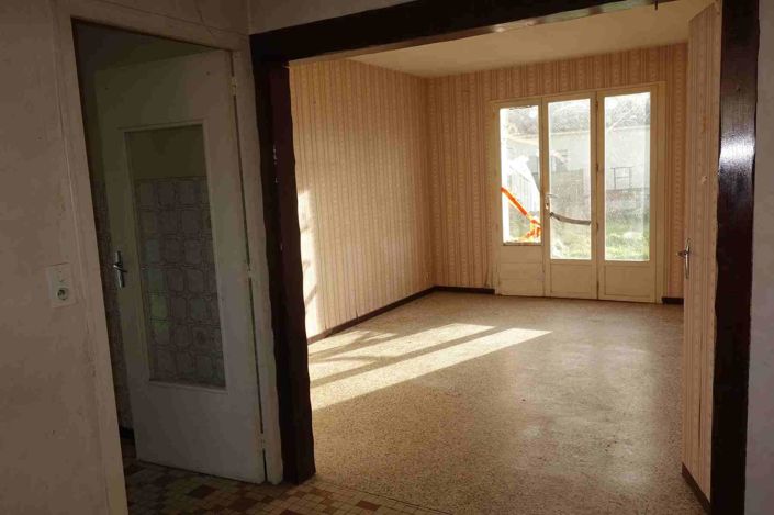 Image No.6-4 Bed House for sale