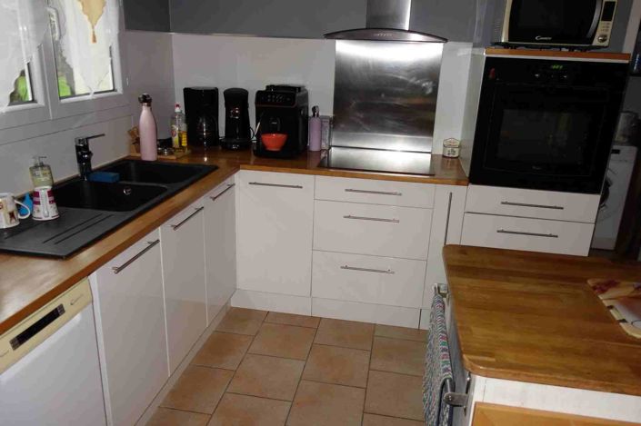 Image No.9-3 Bed House for sale