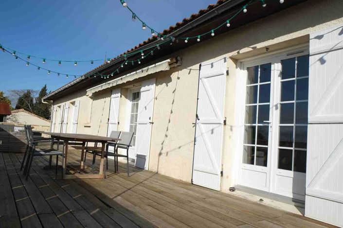 Image No.6-4 Bed House for sale