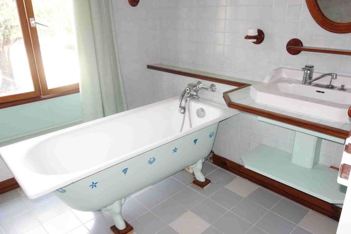 Image No.15-4 Bed House for sale