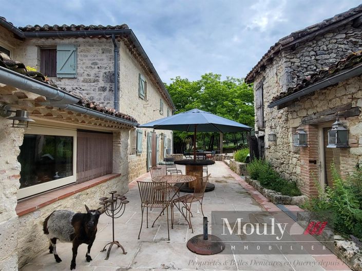 Image No.12-5 Bed House for sale