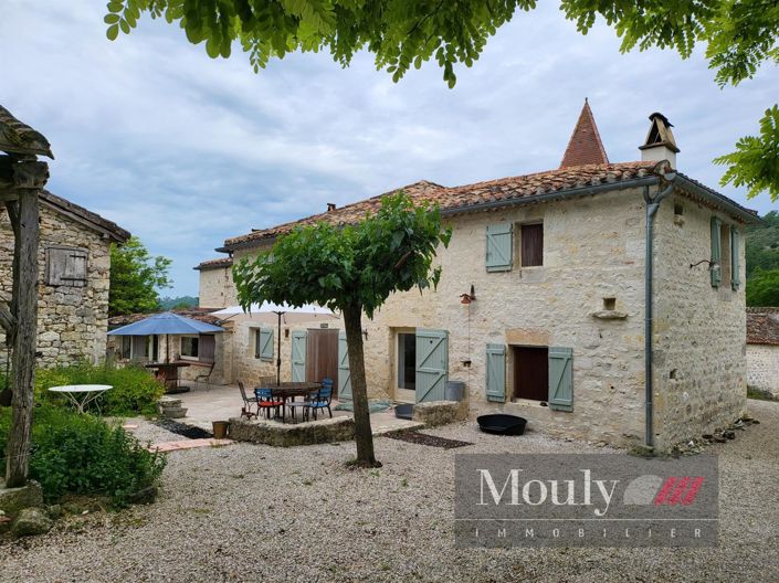 Image No.3-5 Bed House for sale