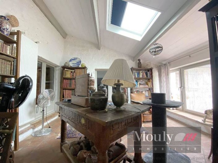 Image No.34-5 Bed House for sale