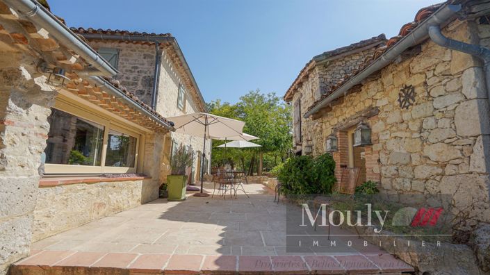 Image No.40-5 Bed House for sale