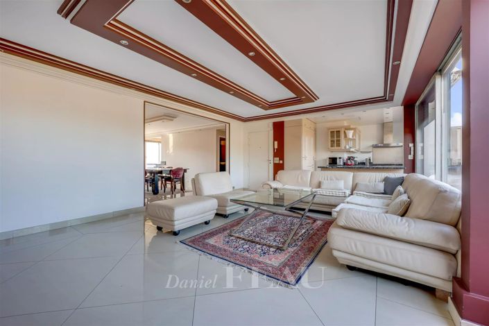 Image No.4-5 Bed Apartment for sale