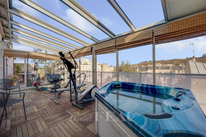 Image No.6-5 Bed Apartment for sale