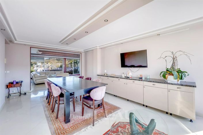 Image No.7-5 Bed Apartment for sale