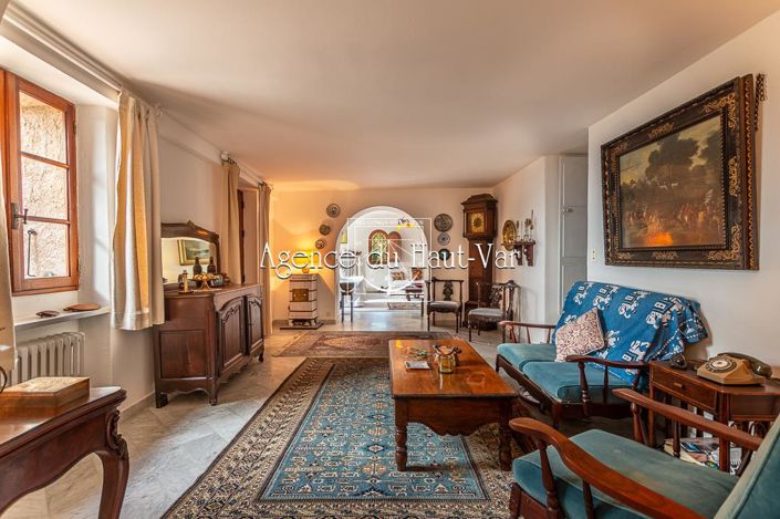 Image No.14-4 Bed House for sale