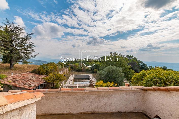 Image No.18-4 Bed House for sale