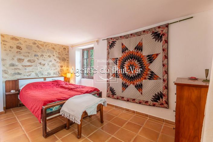 Image No.28-4 Bed House for sale