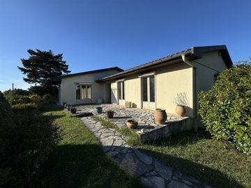 1 - Aussillon, Maison