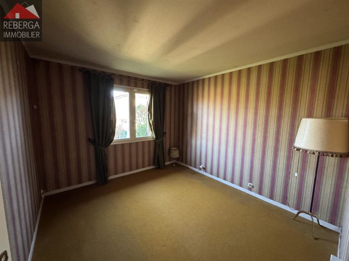 Image No.10-4 Bed House for sale