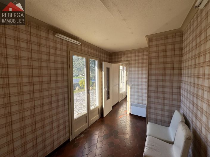 Image No.6-4 Bed House for sale