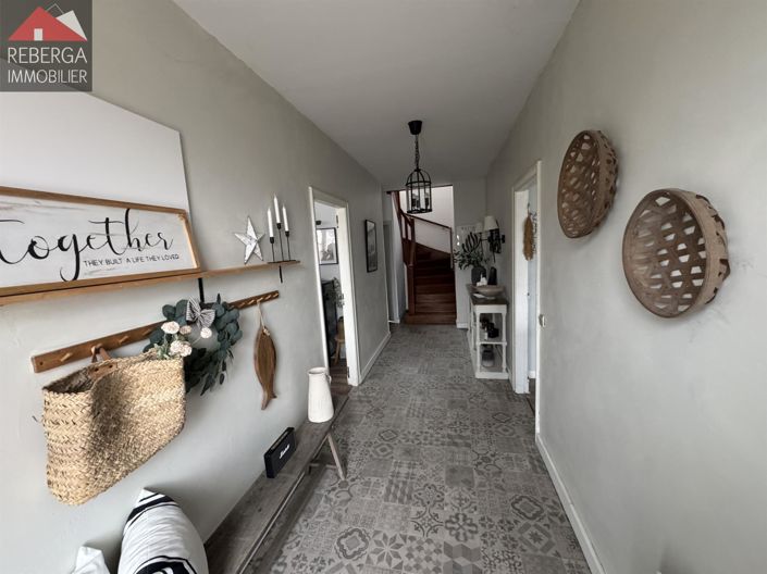 Image No.11-5 Bed House for sale