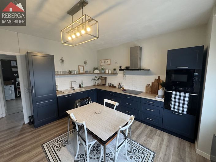 Image No.4-5 Bed House for sale