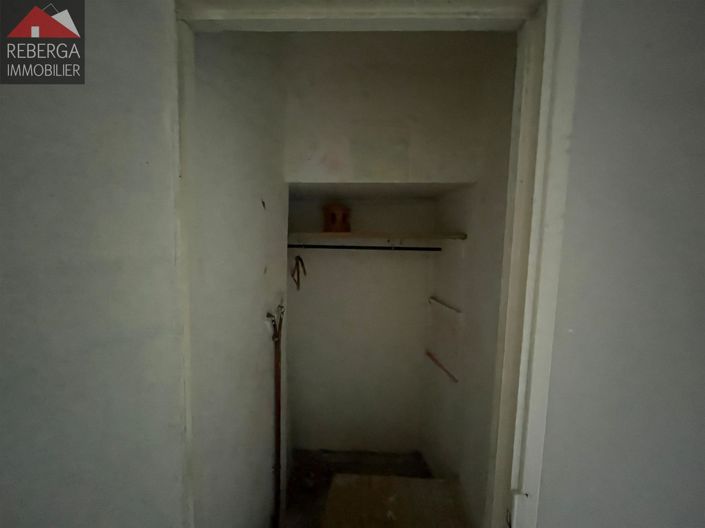 Image No.17-2 Bed House for sale