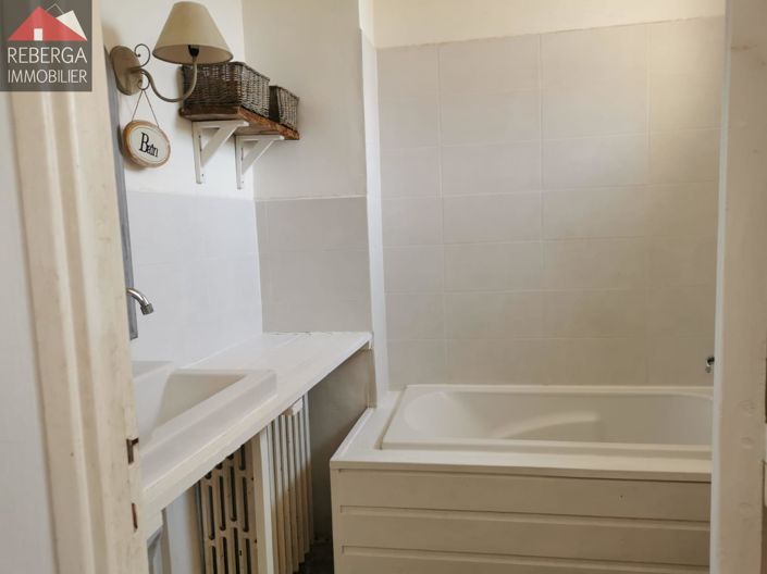 Image No.30-2 Bed House for sale