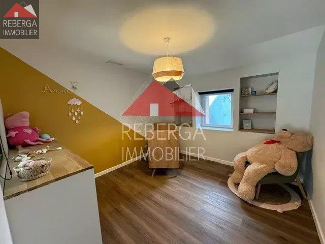 Image No.20-5 Bed House for sale