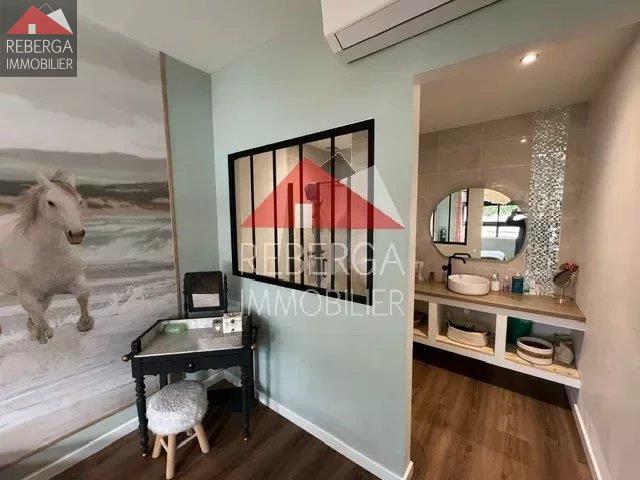 Image No.27-5 Bed House for sale