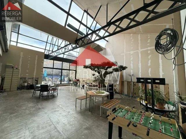 Image No.30-5 Bed House for sale