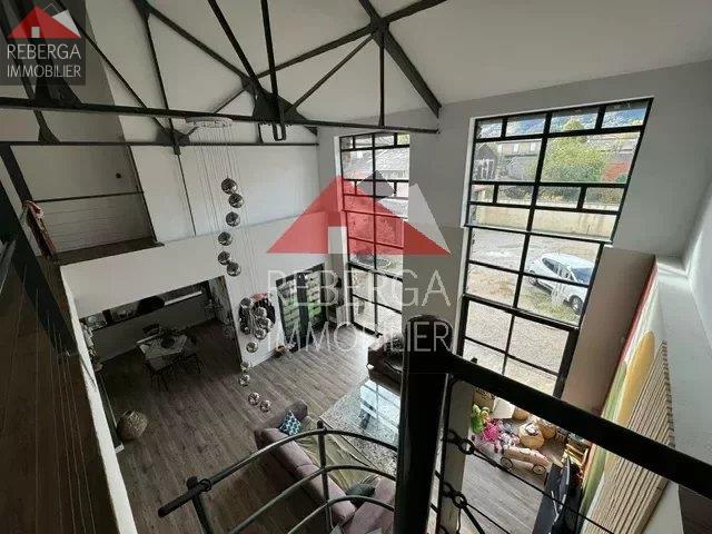 Image No.8-5 Bed House for sale