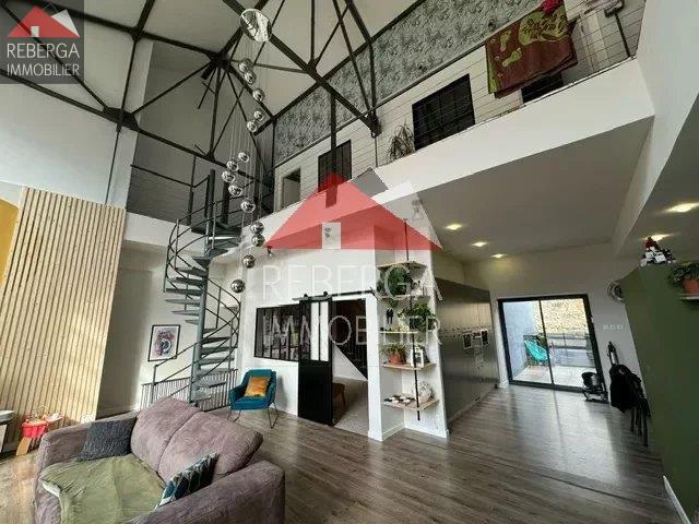 Image No.9-5 Bed House for sale