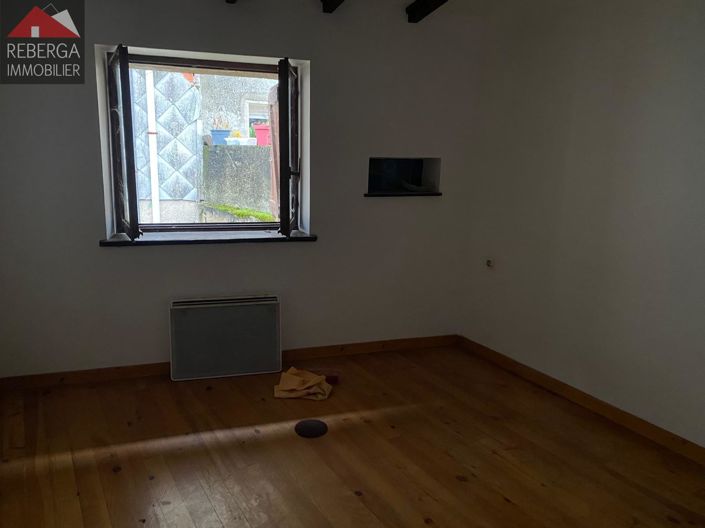 Image No.16-4 Bed House for sale