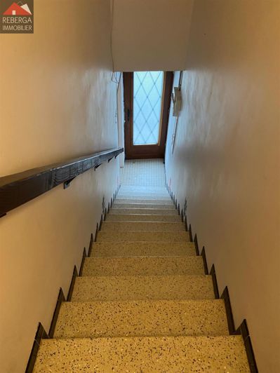 Image No.19-4 Bed House for sale