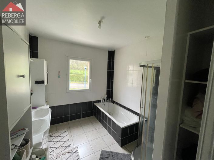 Image No.23-Maison de 4 chambres à vendre à Sauveterre