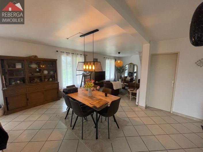 Image No.4-Maison de 4 chambres à vendre à Sauveterre