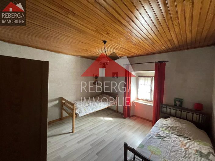 Image No.10-4 Bed House for sale