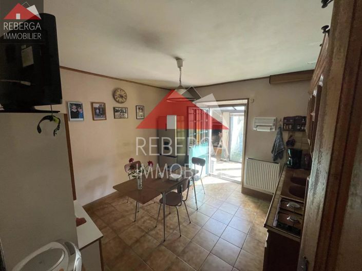 Image No.16-4 Bed House for sale