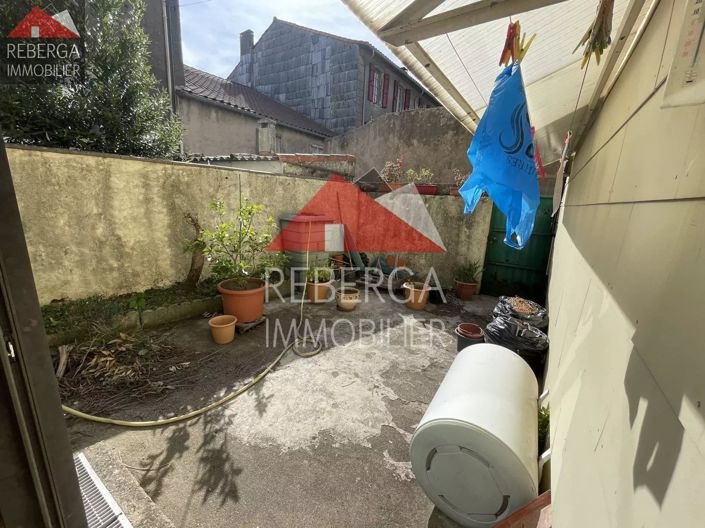 Image No.19-4 Bed House for sale