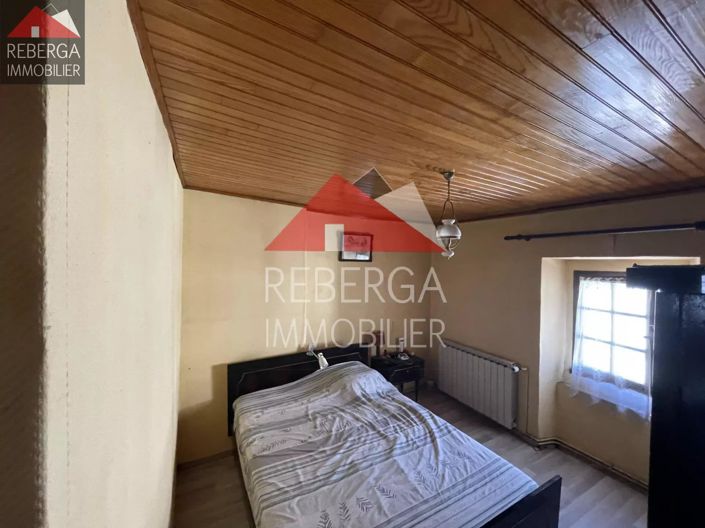 Image No.8-4 Bed House for sale