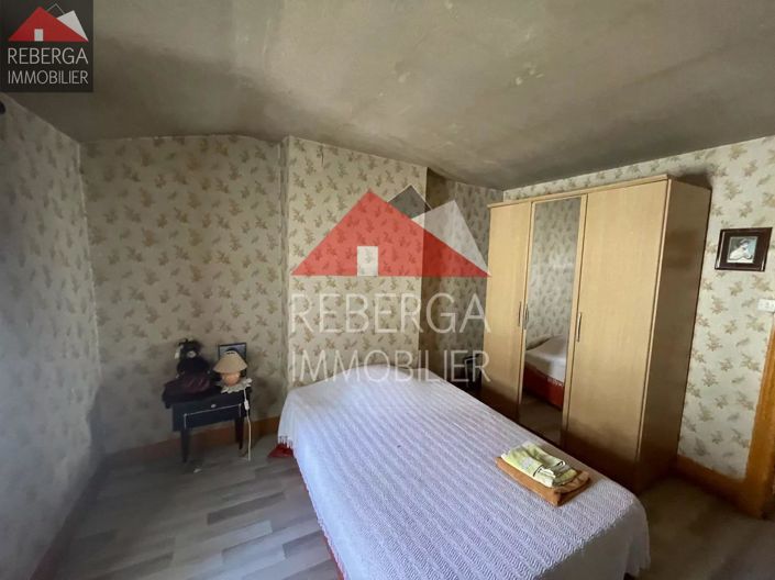 Image No.9-4 Bed House for sale